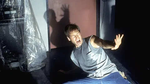 Akte X - Die unheimlichen Fälle des FBI, Staffel 2, Folge 1 — Szenenbild der Folge
