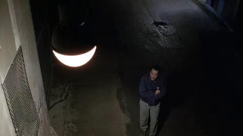 Akte X - Die unheimlichen Fälle des FBI, Staffel 2, Folge 23 — Szenenbild der Folge