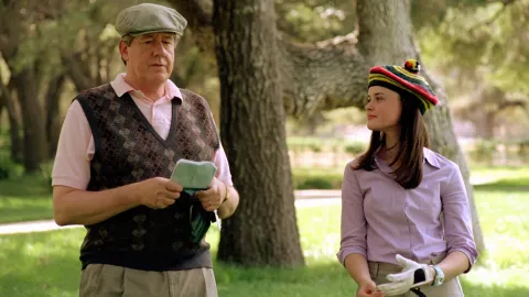 Gilmore Girls, season 1, episode 3 — a still from the episode