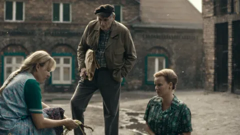 Lead Children, season 1, episode 5 — a still from the episode