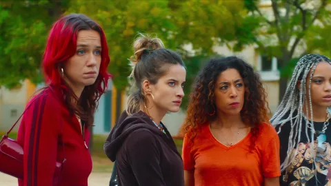 Cash Queens, season 1, episode 1 — a still from the episode
