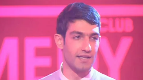 Comedy Club, season 1, episode 2 — a still from the episode