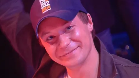 Comedy Club, season 1, episode 4 — a still from the episode