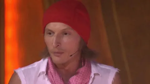 Comedy Club, season 6, episode 5 — a still from the episode