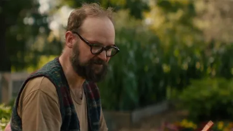 Best Medicine, season 1, episode 5 — a still from the episode