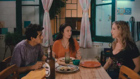 Time Flies, season 1, episode 1 — a still from the episode