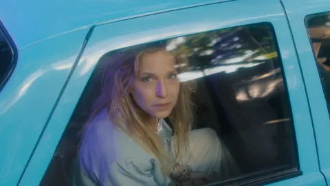 Time Flies, season 1, episode 3 — a still from the episode