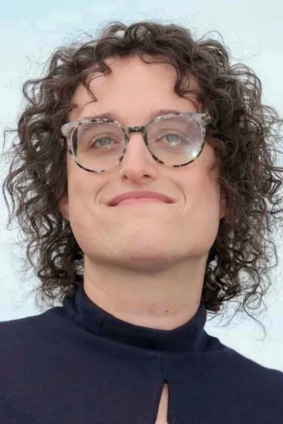 Jane Schoenbrun