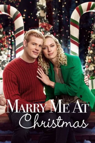Ähnlich wie «A Royal Romance in Ibiza»: Marry Me at Christmas - Ein Fest zum Verlieben